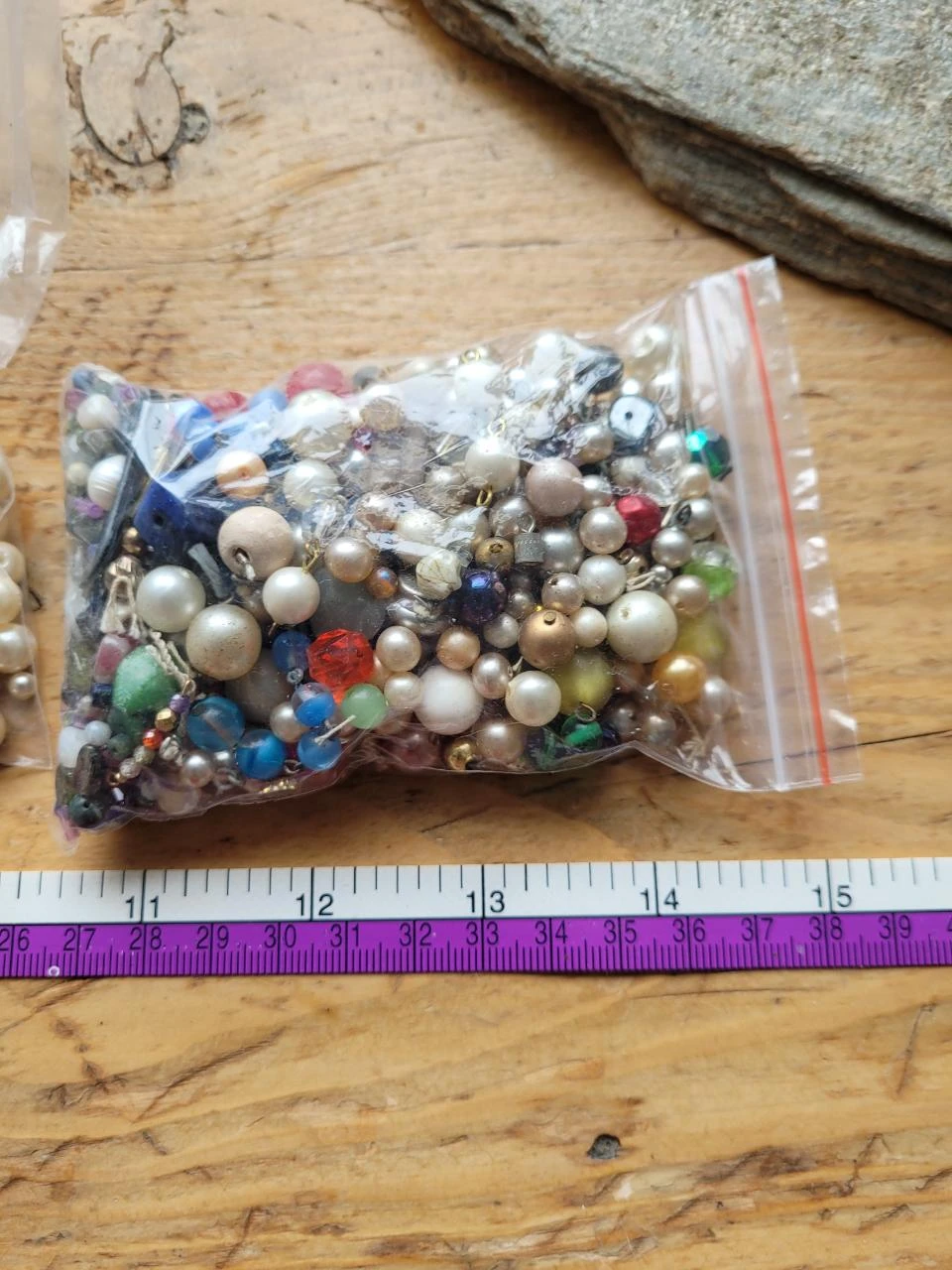 2 Lots - 240 gr - of various stone beads and others for creation .. – photo 9